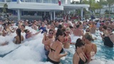 Jamajska impreza z bąbelkami na basenie snapshot 9