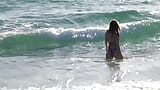 Rebecca Volpetti se masturbando na praia por Arousins snapshot 2