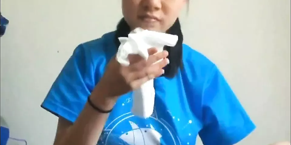 chinese-girl-gives-blowjob-xhamster
