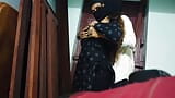 इस दीवानी लड़की ने चुपके से एक वीडियो बना लिया। जब उसके प्रेमी के साथ चुदाई snapshot 3