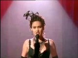 Tia Carrere en bas et porte-jarretelles snapshot 1