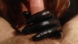 Pov PVC-Handschuhe Blowjob Handjob bis zum Abspritzen snapshot 1