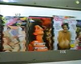 Maiale italiano scopa e piscia in un sexy shop - Anni '90 snapshot 4