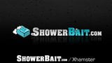 Showerbait, des étalons excités sexy avaient besoin de sexe sous la douche snapshot 1