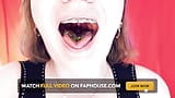 Asmr comiendo jaleas con frenillos por Arya Grander snapshot 6