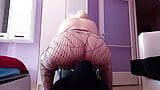 Aanbid de kont van een ssbbw in een spinnenwebpanty snapshot 13