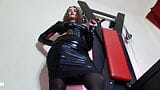 Femdom milf dominacja eva, kochanka fetysz, skórzane obcasy, bogini duży tyłek, bdsm, gorąca, seksowna snapshot 8