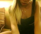 Une black se masturbe devant sa webcam snapshot 1