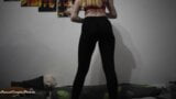 Striptease em leggings - Miley Grey snapshot 4