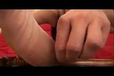 Penghinaan kaum cina kecil oleh awek Amerika gergasi snapshot 10