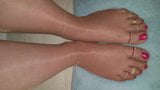 Pantyhose kaki, jari kaki dan telapak kaki menggoda.. snapshot 6