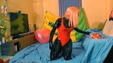 Latex, kigurumi, ballon en latex snapshot 1