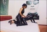 Latex-BDSM-Welt (kompletter Film) snapshot 4