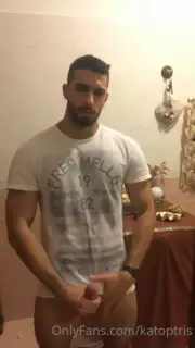 Handsome Englishman Cums: British Gay Amateur Amateur Porn | xHamster