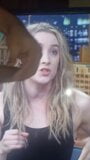 Saoirse ronan bukkake sesión snapshot 2