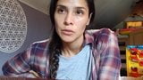 Latina wyciska mleko z cycka na youtube snapshot 4