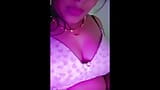 Bailarina telugu acaricia sus tetas y pezones mientras habla sucio snapshot 7