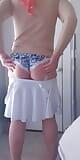 Strip-tease crossdresser snapshot 9