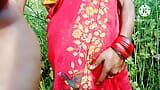 Indian desi bhabi sarso ki khet me apne cute me rasilii pani snapshot 7