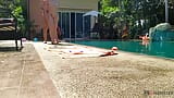 Fiesta desnuda en la piscina en la villa en Pattaya - pareja rusa amateur snapshot 2