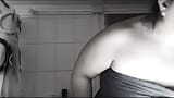 Tetas Casuales - madrastra da buenas noches a hijastro con video privado snapshot 3