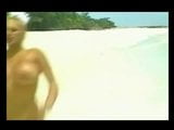 Seks dla gigantycznych cycków laska na plaży snapshot 3