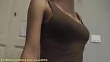 Ladyboy pelirroja con grandes tetas le da a su novio una mamada snapshot 1