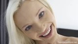 Teenmegaworld - beauty -angels - sexuální show jedné herečky snapshot 8