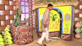 Desi Bhabhi Getting Bra & Panty Changed by Salesman: Eating Pussy ...