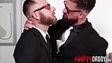 Nastydaddy Alpha Wolfe in costume alleva Joel qualcuno in ufficio snapshot 2