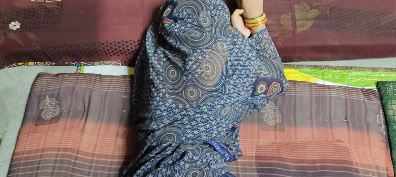Indian rajsthani bhabhi ki jabardast chudai, Indian bhabhi was fucked by husband clear video