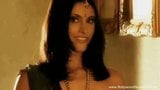 Bronzen schoonheid van Bollywood snapshot 1