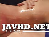 Une vidéo porno torride en HD met en vedette une beauté japonaise aux pubiens mal rasés snapshot 7