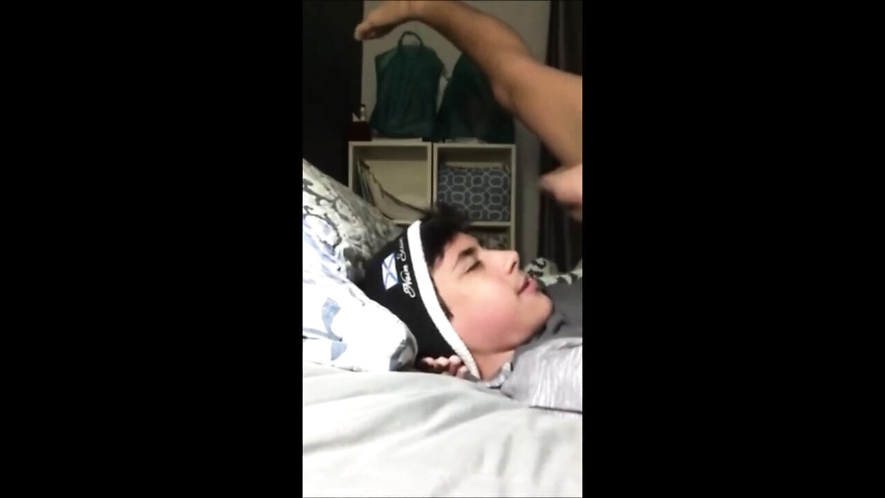 Гарячі геї дрочать - добірка