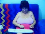 Granny on the web cam R20 snapshot 1