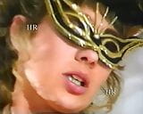 Coppia lussuriosa si mostra in un video porno amatoriale degli anni '90 snapshot 15