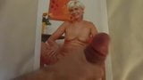 Blond gilf sprider fitta sperma hyllning snapshot 1