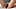 Vends-ta-culotte - amateur-schönheit fingert ihre wunderschöne rasierte muschi