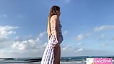 Calda moglie amatoriale anche la nuda in spiaggia video vero snapshot 2