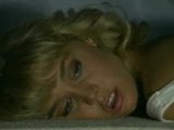 Madison Stone en la cama snapshot 6