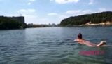Esposa rusa en una playa nudista snapshot 7