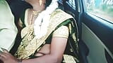 Telugu nói chuyện tục tĩu và làm tình trên xe hơi snapshot 3