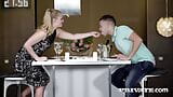 Private.com - Scarlett Scott se fait défoncer le cul de 19 ans! snapshot 3