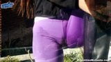 ¡El mejor culo y cameltoe en pantalones ultra ajustados en público! snapshot 4