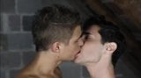 deux beaux jeunes mecs snapshot 6