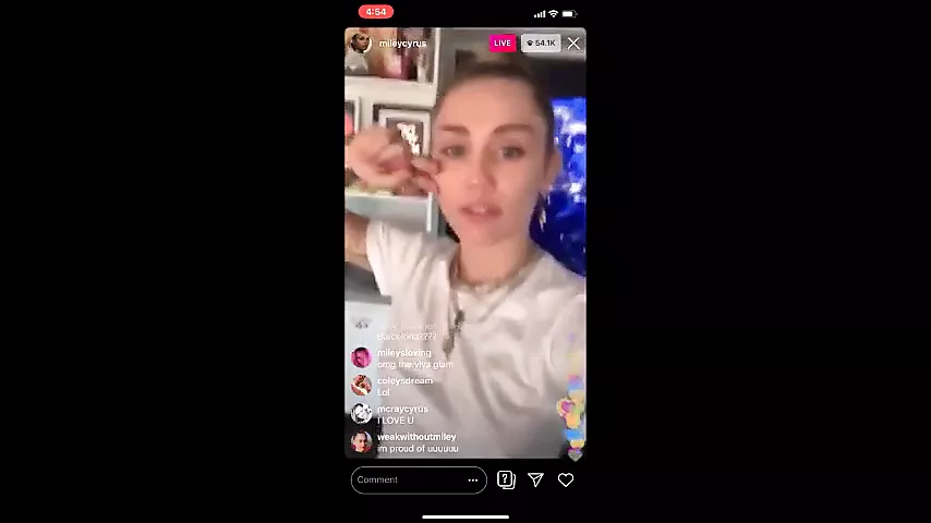 майли сайрус leaked nude 