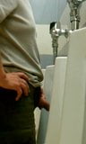 viejo showing his cock en  el urinal snapshot 7