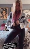 Alexa Bliss in leggings snapshot 1