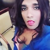 Desi Indian Hot Sexy Kiss Expression Make You Cum snapshot 1