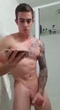 Hunk Muscle wichsen Porno-Video auf Handy sehen snapshot 3